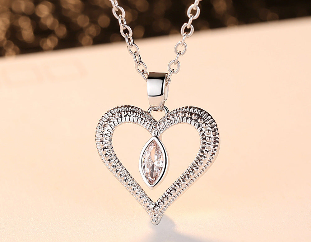 Heart Pendant Necklace with Eye-shaped Crystal