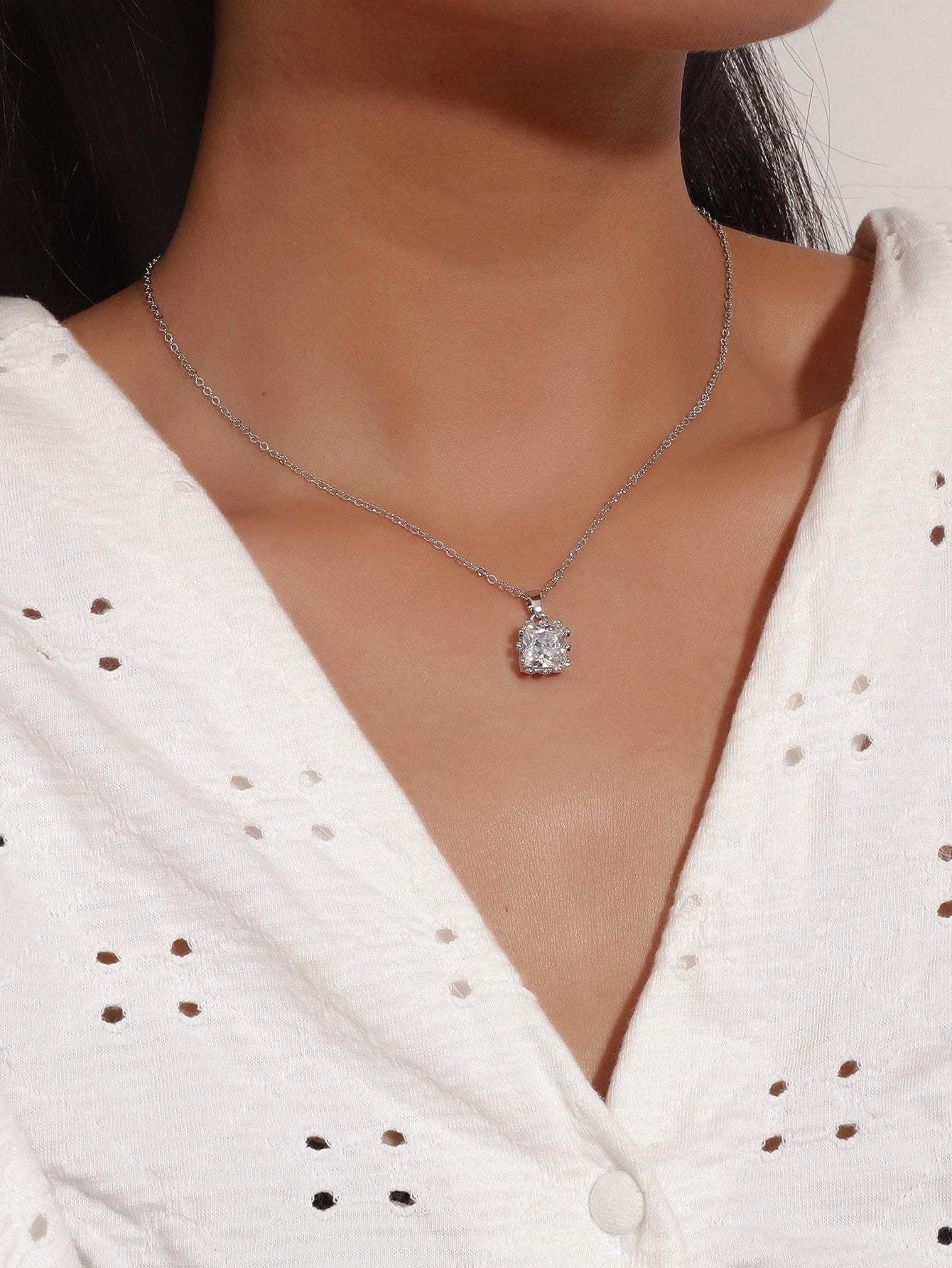 Princess Cut Solitaire Crystal Pendant Necklace – Gold or Silver