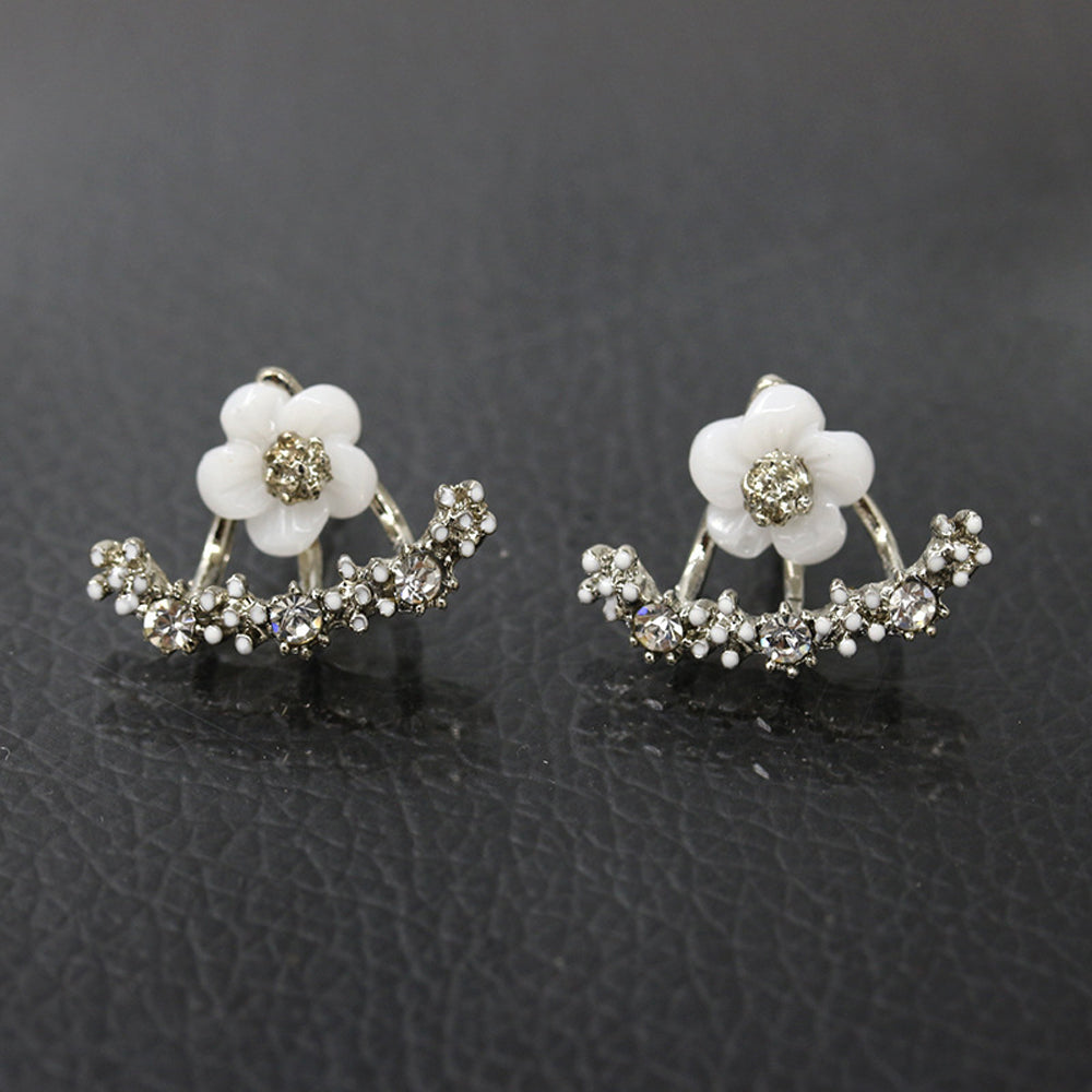 Small daisy flower back hanging earrings – Gold or Silver