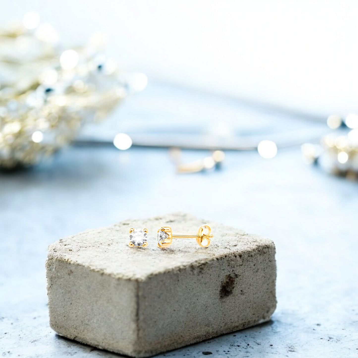 9ct Gold Cubic Zirconia 4mm Stud Earrings