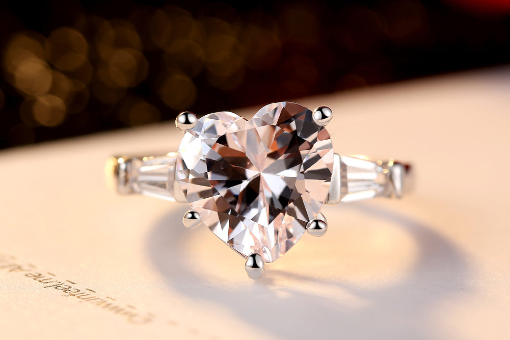 Women Sparkly Clear Crystal Heart Ring