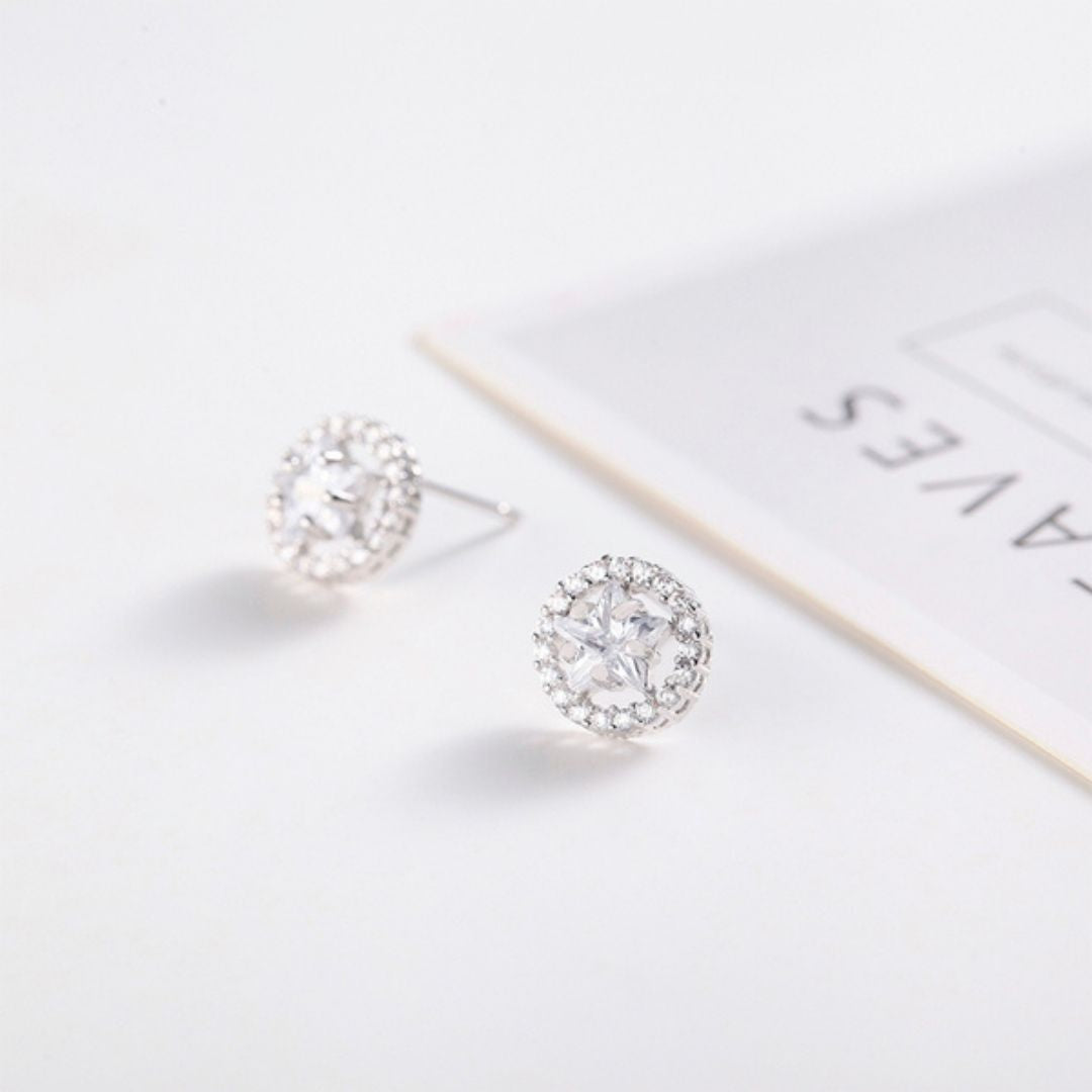 Shiny Crystal Round Star Earrings – Silver or Gold