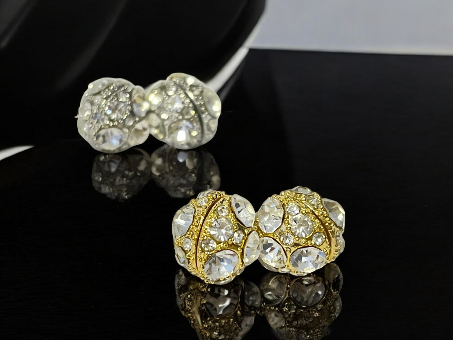Magnetic Crystal Filled Round Ball Stud Earrings No Pierced Clip on
