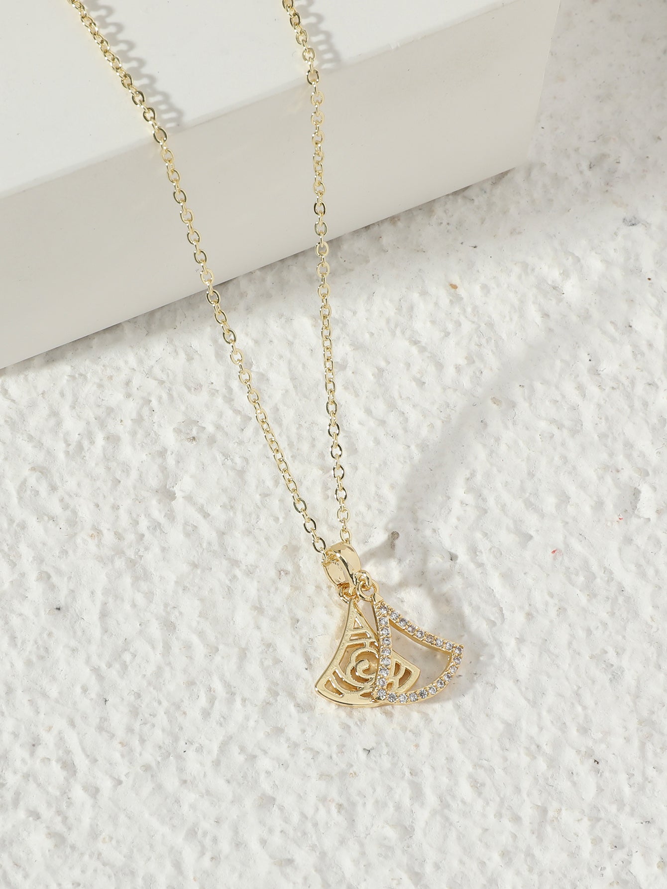 Double Fan-Shaped Zircon Crystals Gold Tone Pendant Necklace