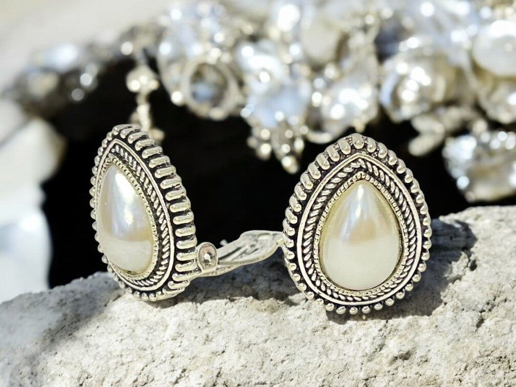 Pearl Teardrop Non Pierced Clip on Stud Earrings