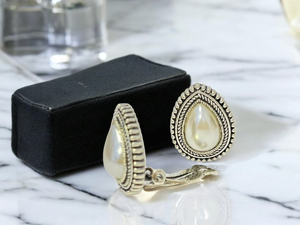 Pearl Teardrop Non Pierced Clip on Stud Earrings