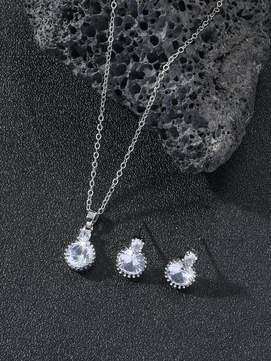 Elegant Sparkling Round Crystal Pendant Necklace and Stud Earrings Set