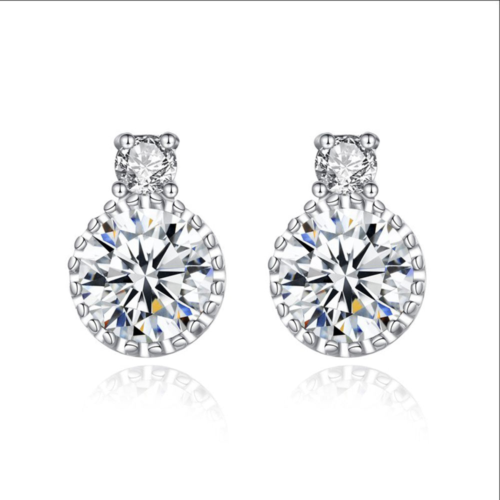Elegant Sparkling Round Crystal Pendant Necklace and Stud Earrings Set