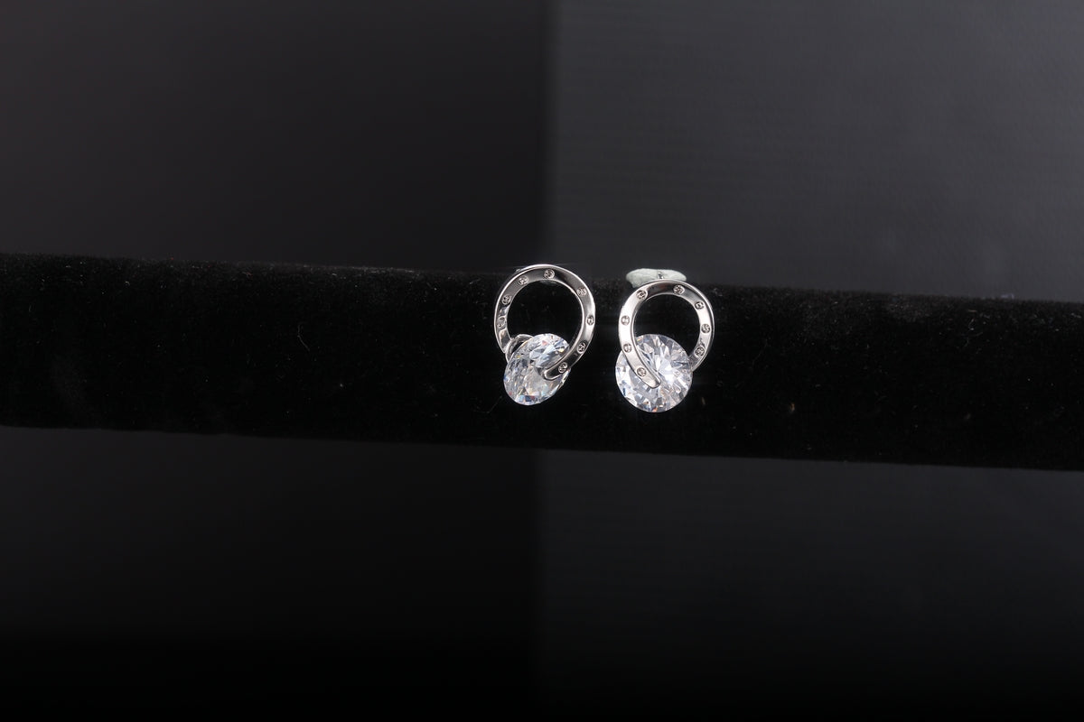 Fashionable Central Diamond Women Silver Earrings