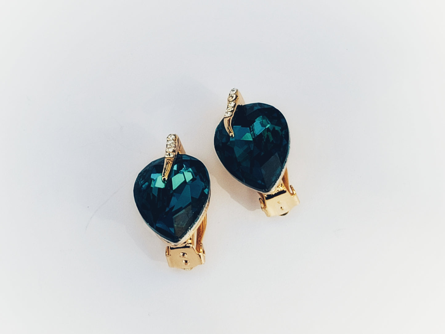 Crystal Gold Tone Leaf Stud Clip On Non Pierced Earrings – Blue, Red, Clear or Purple