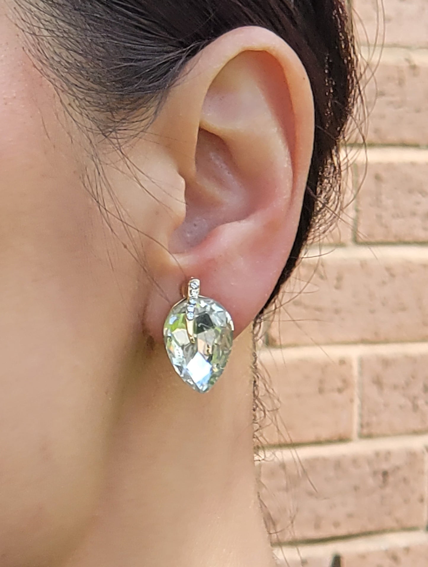 Crystal Gold Tone Leaf Stud Clip On Non Pierced Earrings – Blue, Red, Clear or Purple