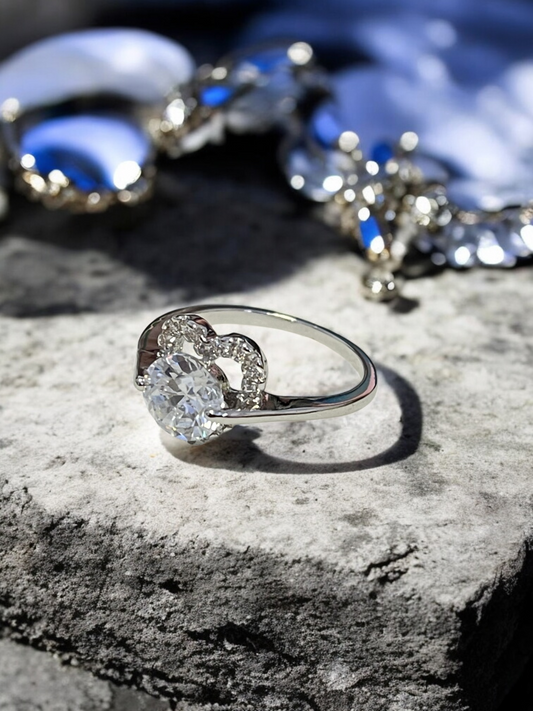 Vintage Heart Halo Zircon Crystal Ring
