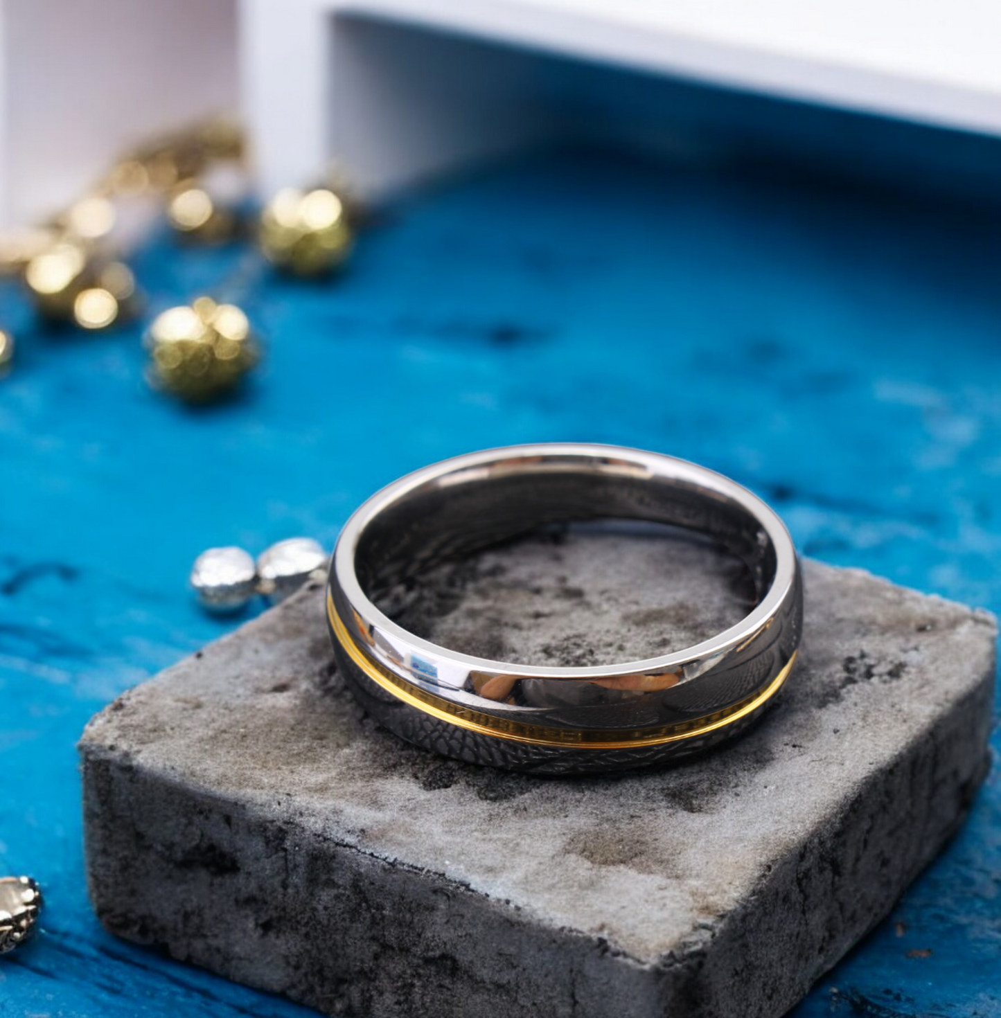 Men’s 24K Gold and Silver Plated Band Wedding Ring