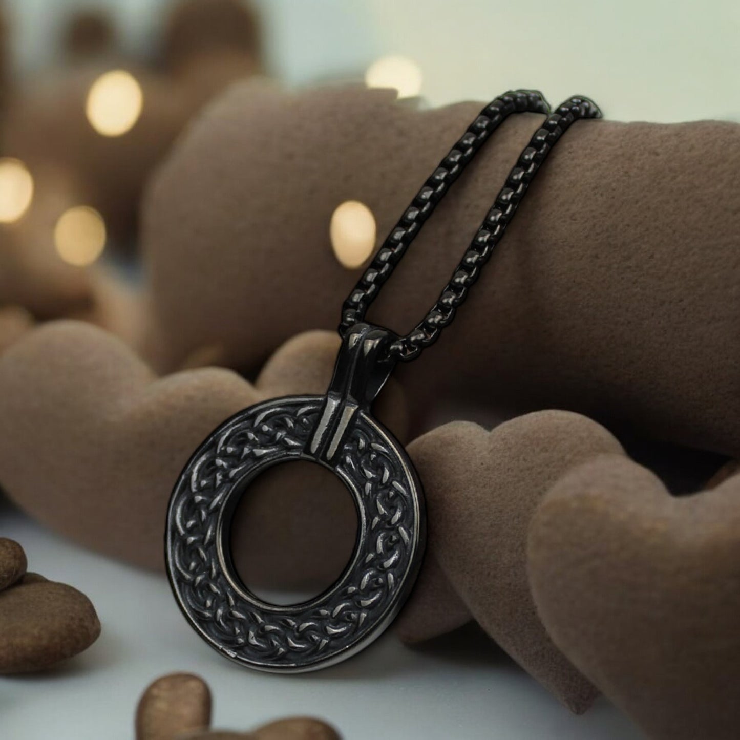 Men's Celtic Knot Chain Hollow Round Stainless Steel Pendant Necklace