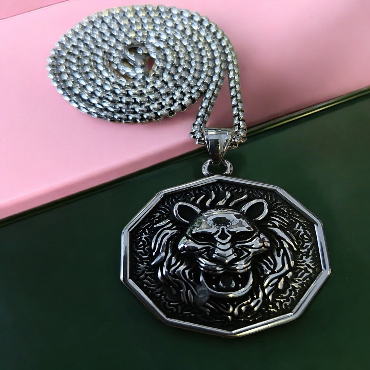 Men's Domineering Lion Head Stainless Steel Pendant Necklace