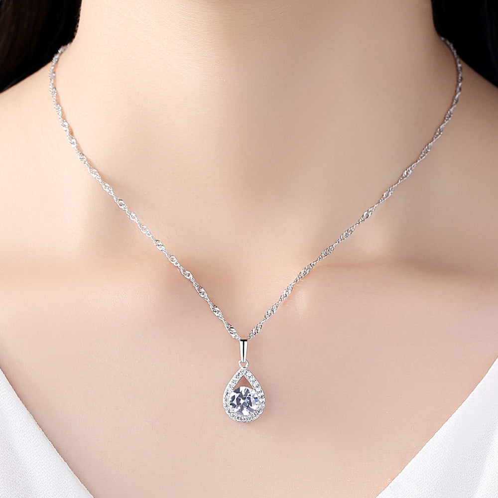 Women Fashion Crystal Exquisite Drop Pendant Necklace and Earrings Set