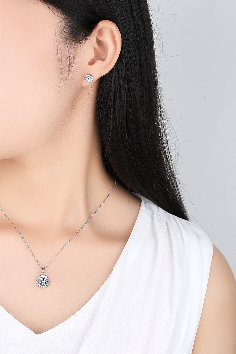 Crystal Cubic Zirconia Halo Pendant Necklace and Stud Earrings Jewellery Set