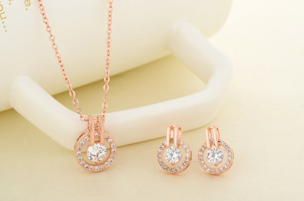 Women Fashion Halo Crystal Round Pendant Necklace and Earrings Jewellery Set