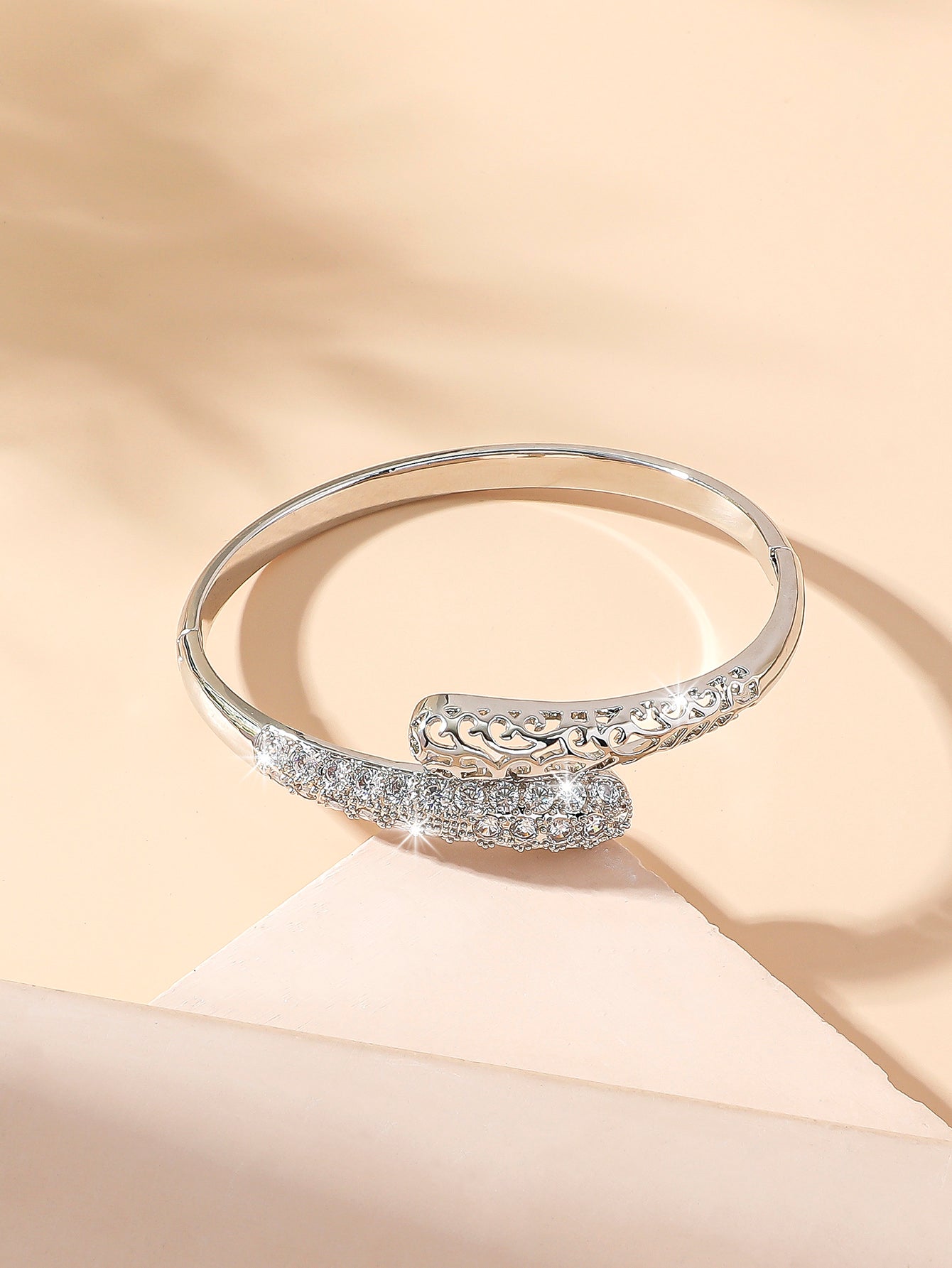 Women Tree Pattern Crystal Bangle in Silver Tone