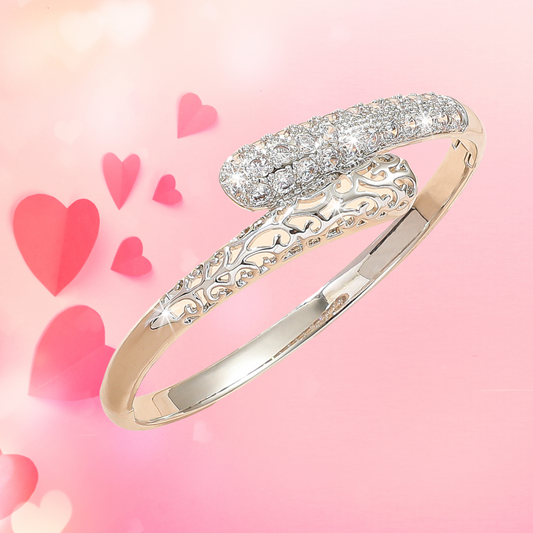 Women Tree Pattern Crystal Bangle in Silver Tone