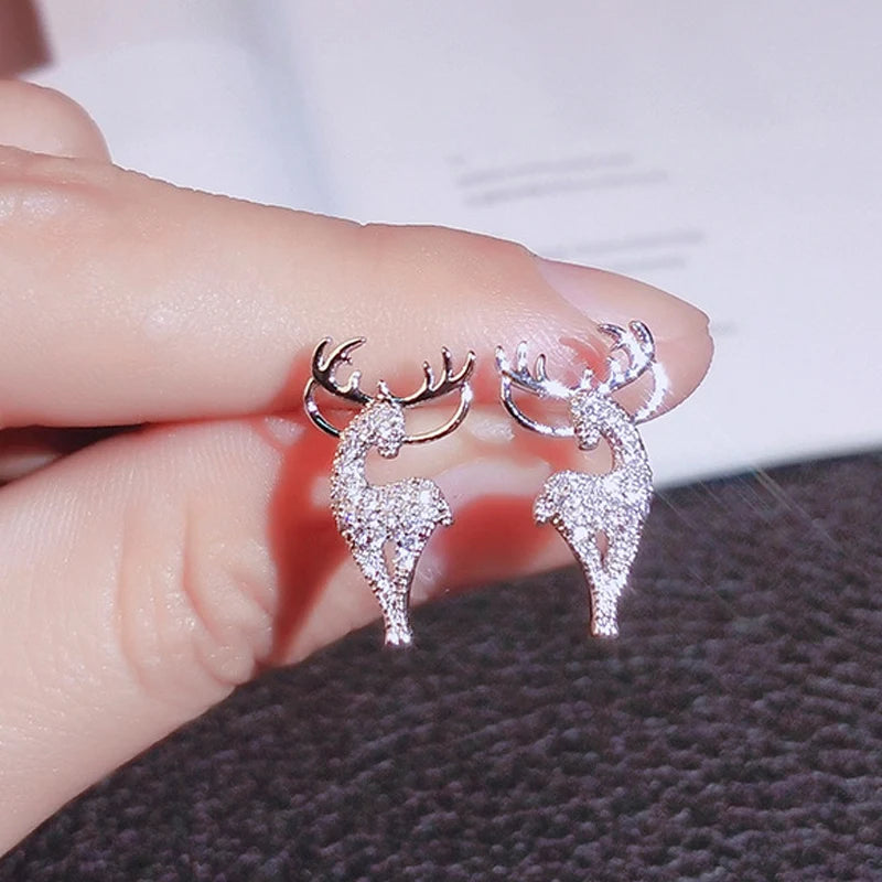 Beautiful Shinny Women Reindeer Stud Earrings