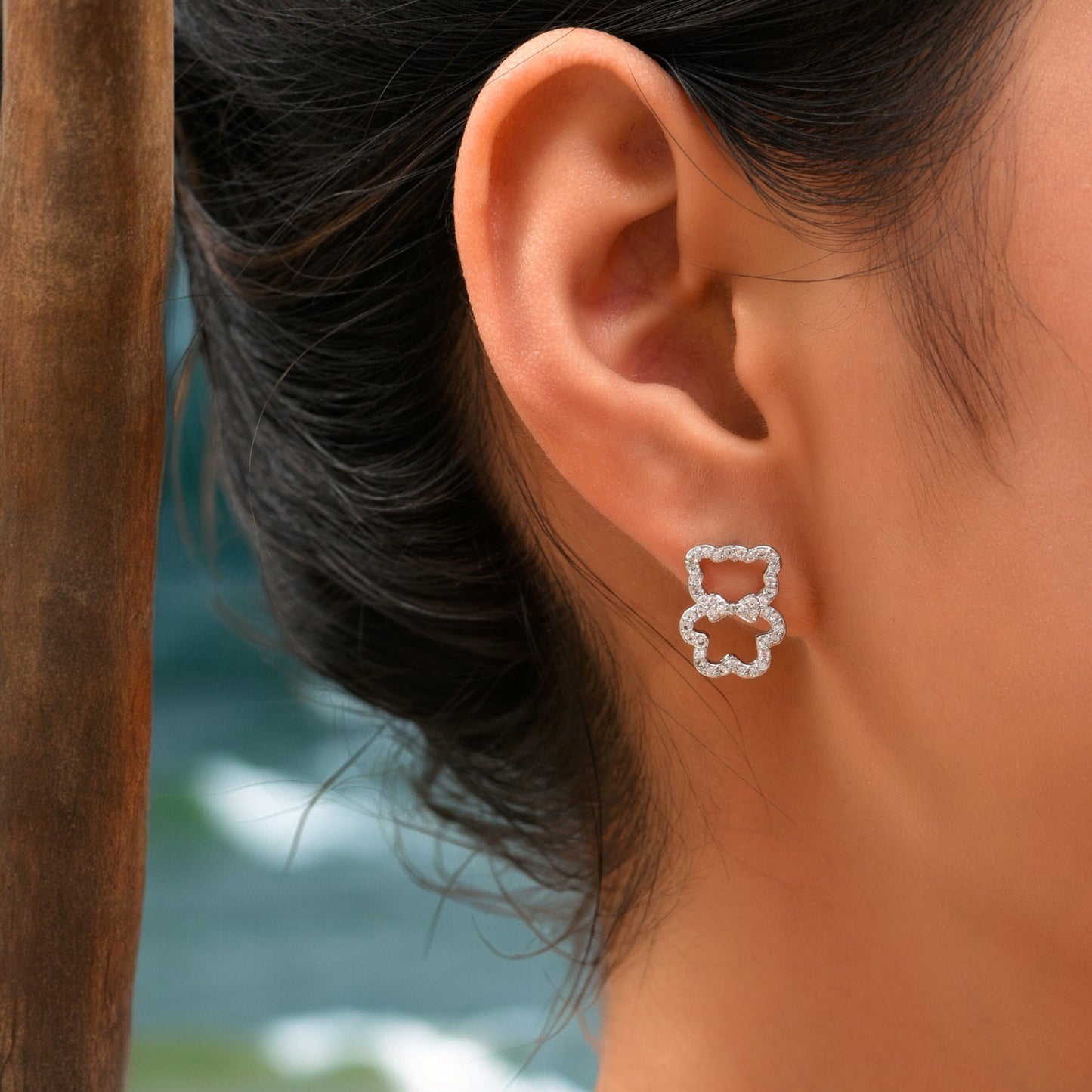 Women Cute Crystal Bear Hollow Stud Earrings