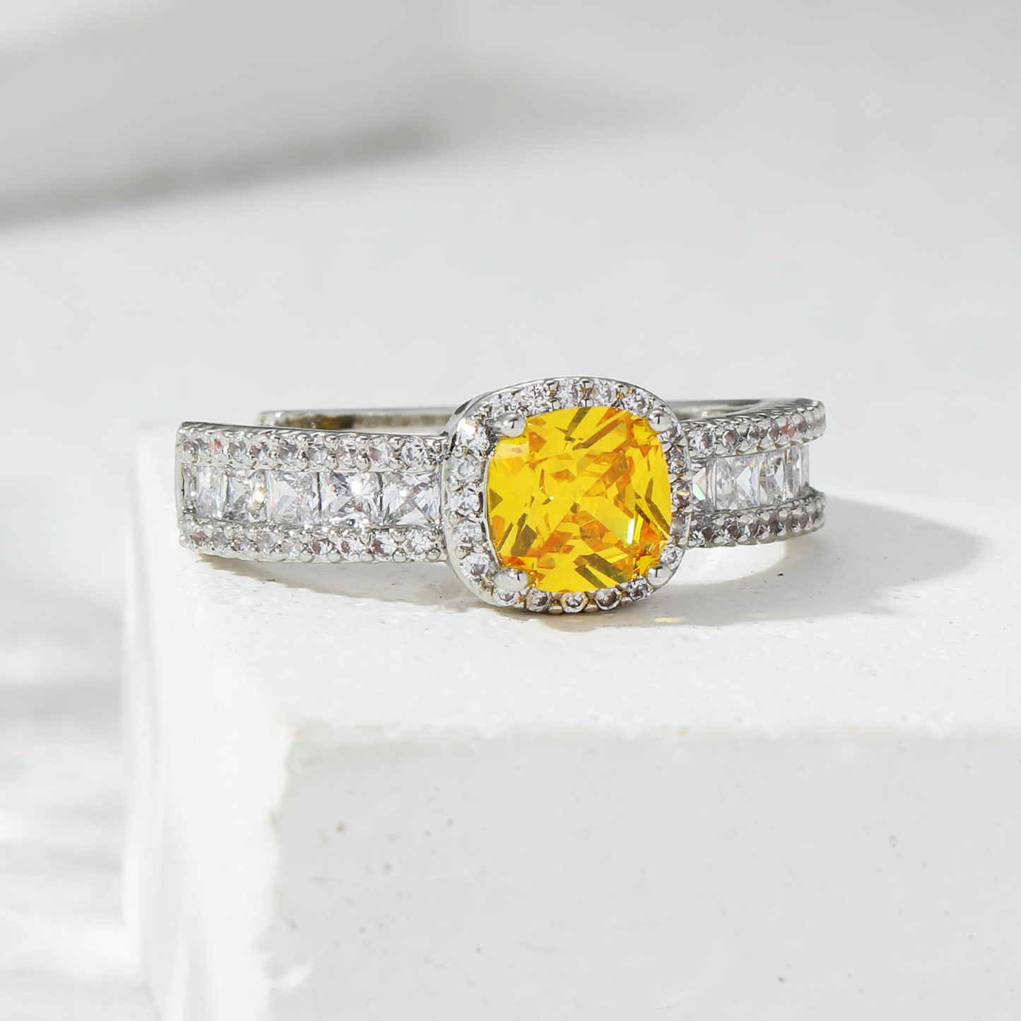 Women Cushion Cut Sparkly Yellow Diamond Open Ring with Crystals