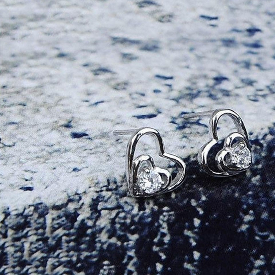 925 Sterling Silver Small Cubic Zirconia Heart Stud Earrings