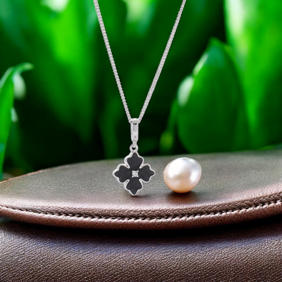 Sterling Silver Apotie Black Cléo Blossom Clover Pendant Necklace S925 Hallmark