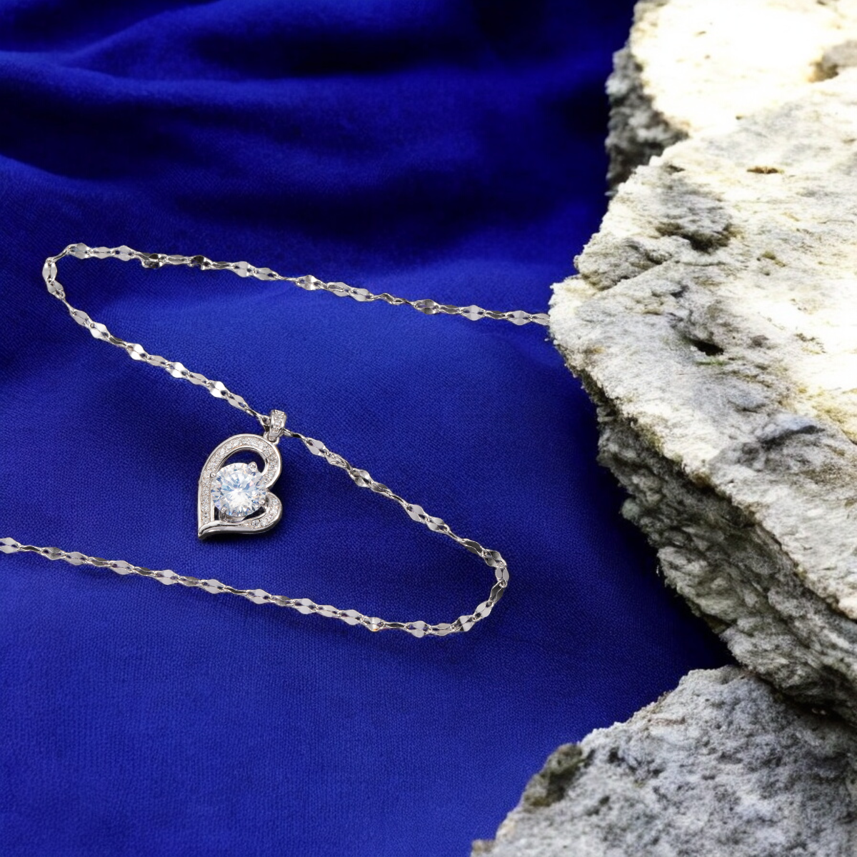 To My Mum S925 Sterling Silver Heart Moissanite 1 Carat Pendant Necklace