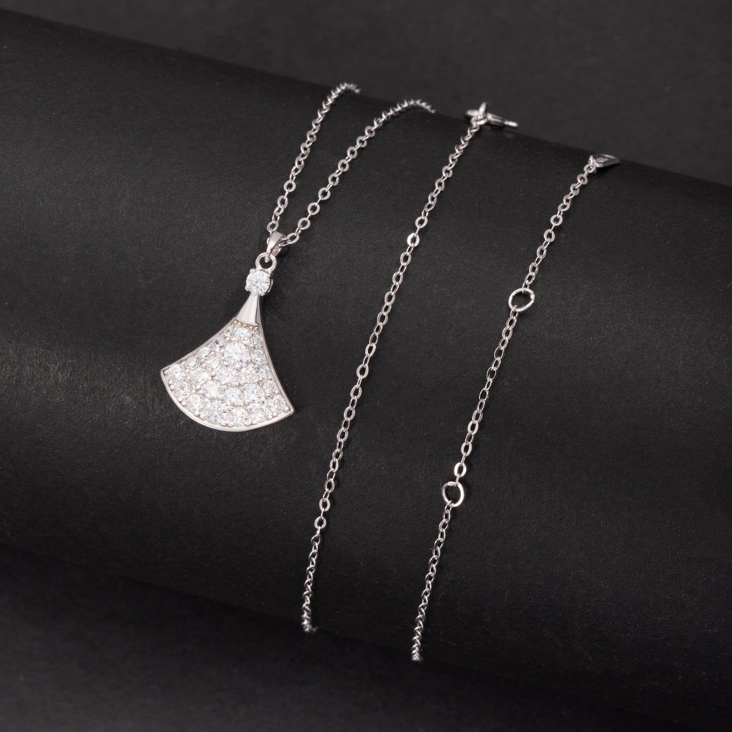 Sterling Silver Diva's Dream Inspired Fan C/Z Pendant Necklace