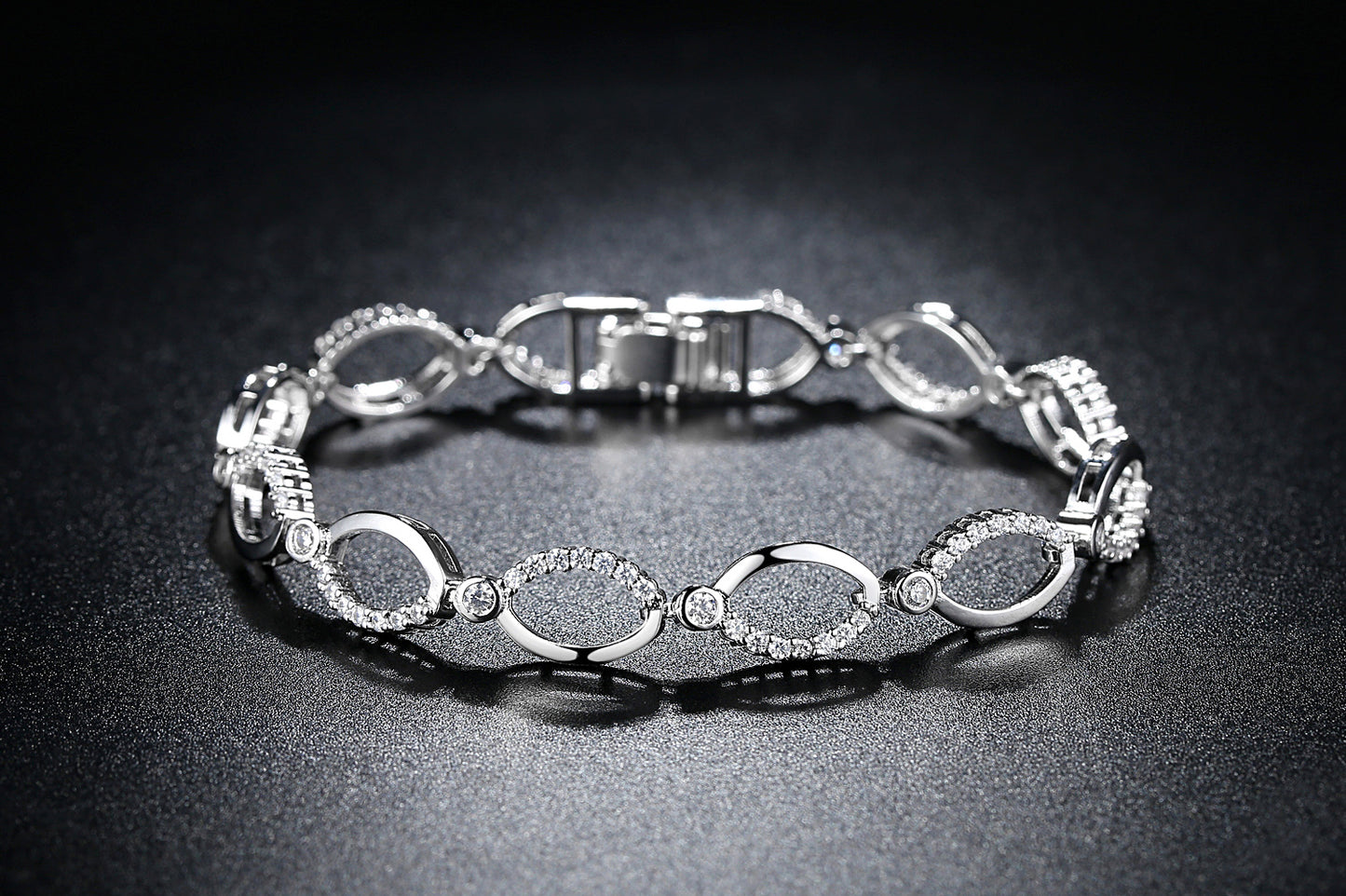 Bracelet with Premium Crystal
