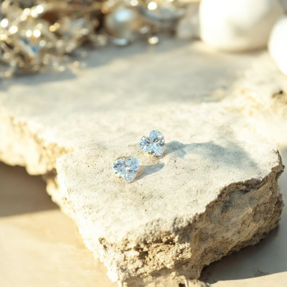 9ct Gold Cubic Zirconia Heart 8mmx7mm Stud Earrings