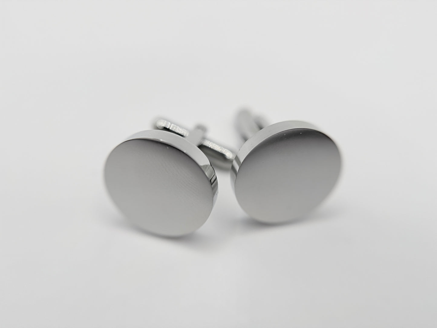 Men's Silver Round Stainless Steel Cufflinks