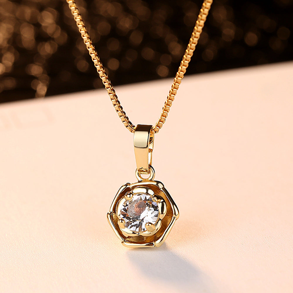 Flower Crystal Pendant – Gold or Rosegold