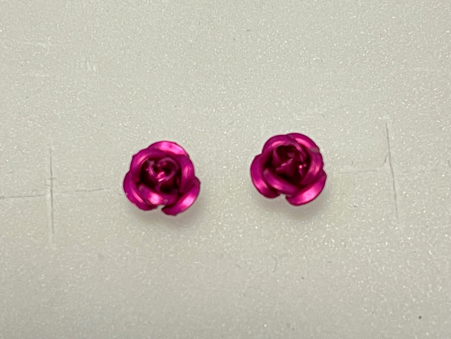 2 Pairs – Delicate Floral 3D Craved Rose Nylon Plastic Posts Stud Hypoallergenic Earrings