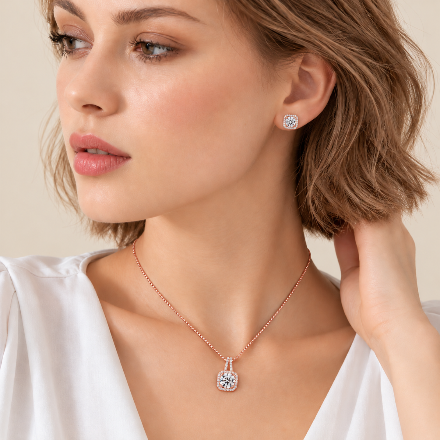 Women’s Cubic Zirconia Halo Crystal Pendant Necklace & Stud Earrings Jewellery Set