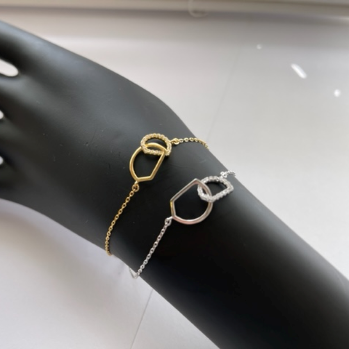 Sterling Silver S925 Linked Initial Letter D Bracelet - Gold or Silver Tone