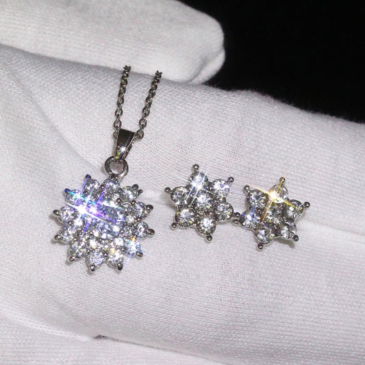 Sparkling Crystal Sunflower Necklace And Stud Earrings Set In Silver Tone