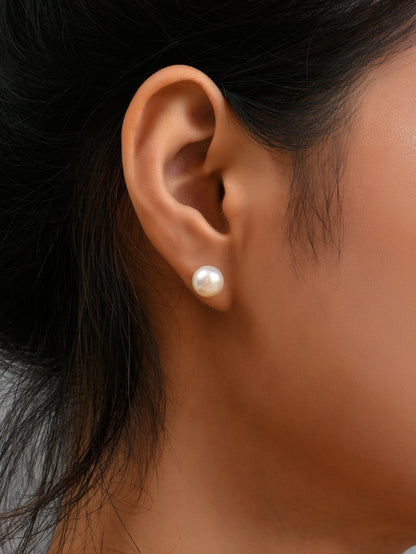 3-Piece Pearl Necklace, Studs and Infinity Bracelet Jewellery Set
