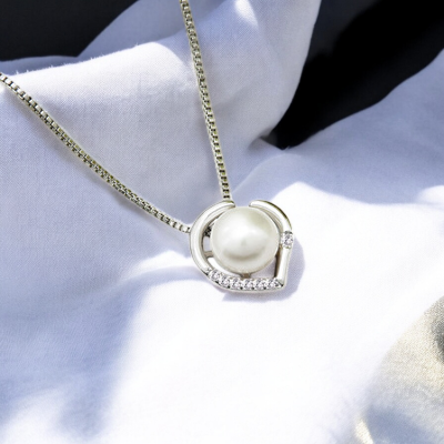 Pearl Heart Crystal Silver Tone Pendant Necklace