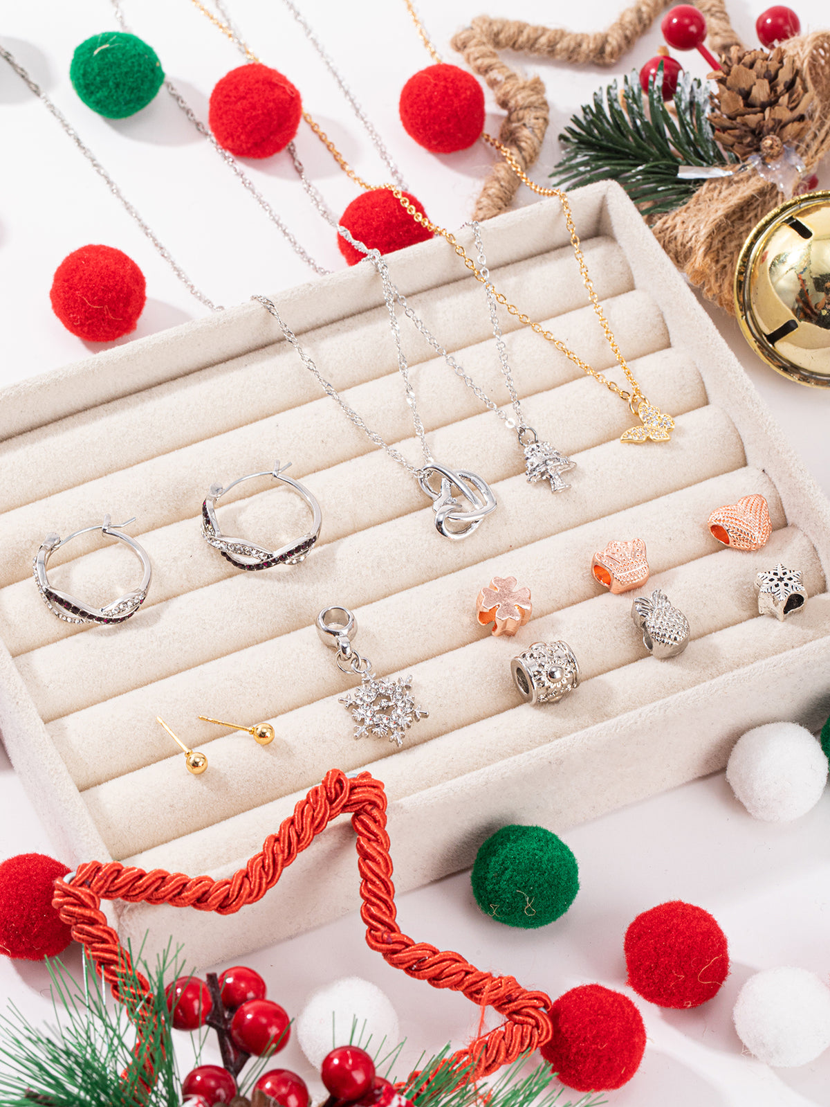 24 Days Christmas Jewellery Advent Calendar 2026